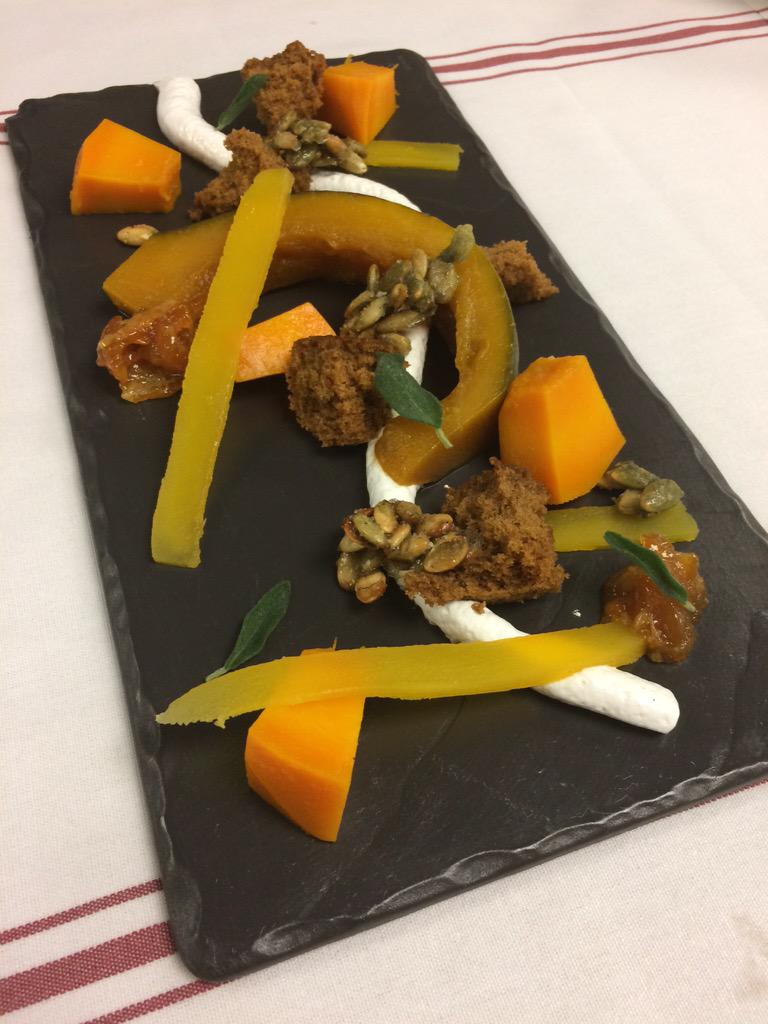 RT <a href="/SoyLaChefa/">Laura A Simpson-Eng</a>: Talking 'bout pumpkins! Come taste one tomorrow <a href="/Kitchen1540/">Kitchen 1540</a> <a href="/laubergedelmar/">L'Auberge Del Mar</a> with chef <a href="/linglenood/">nathan</a>