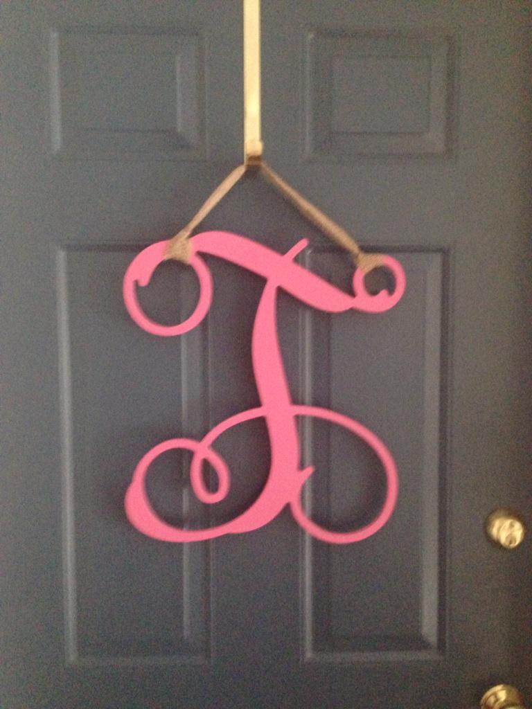 Momofapug1's tweet photo. So glad #preppystuff is back http://t.co/XEnAFW5d5a