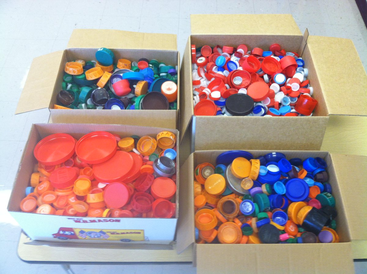 mjrusso509's tweet photo. Operation Bottle Cap is getting ready to ship over 8,000 bottle caps out for recycling! Thanks Mrs. Bell!!@mjrusso509 http://t.co/58SobEu7Zq