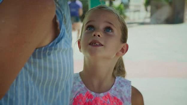 NCISLAMagazine's tweet photo. Aww... Isn't she the cutest ?? Great job, Maeve !! @chrisodonnell #NCISLA #CommandAndControl #NCISLA150 http://t.co/3USIB2Hl90