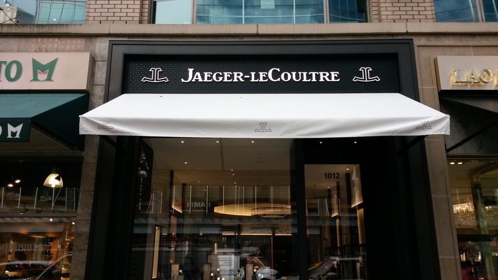 GranvilleStreet's tweet photo. Couple of recent openings on Vancouver's posh @albernistreet / @jaegerlecoultre and @lfxjewelry_ca #retail http://t.co/atF9imzHr2