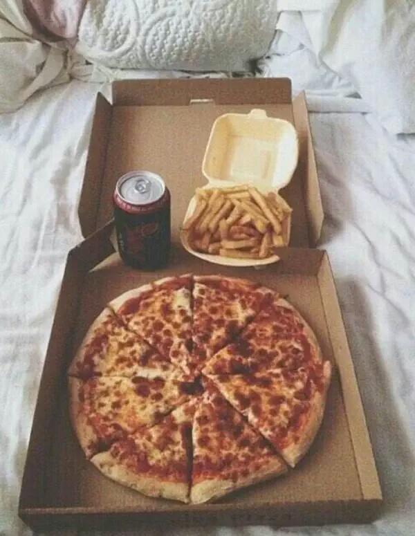 WonderfulBiatch's tweet image. if you date me like this we're basically gonna be perfect