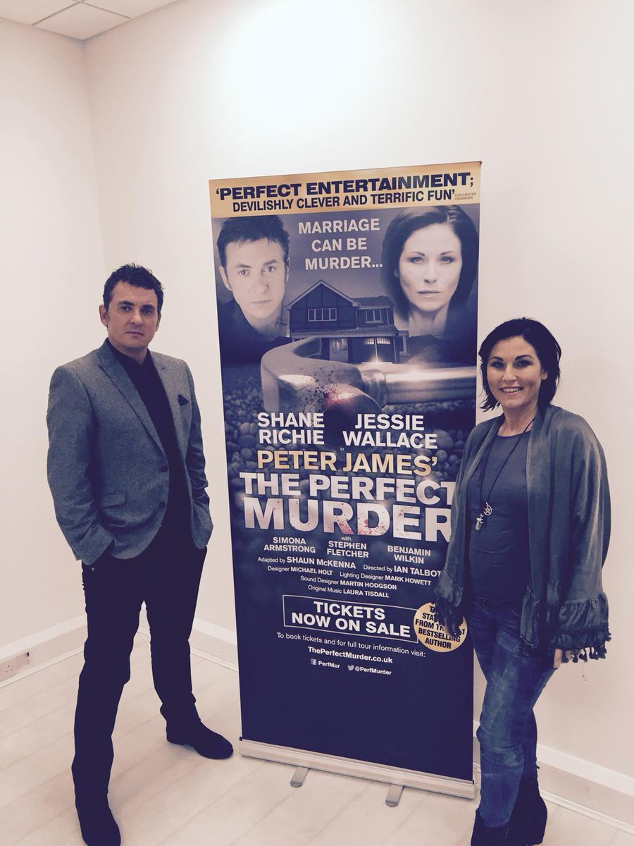 mandy rourke (@custompug) | Twitter