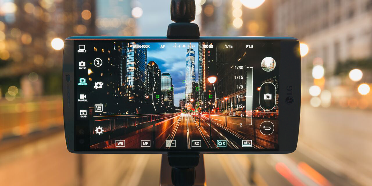 LGUSAMobile's tweet image. Retweet and follow our page and you could win a new #LGV10. Rules: on.fb.me/1jmqMB3 #LGV10Sweepstakes