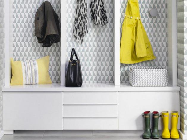 4 Tips for Decorating a Hallway by <a href="/theaceofspacebl/">Vicki Gladle Bolick</a>! Feat. <a href="/todhunterearle/">Todhunter Earle</a> <a href="/theROOMedit/">theROOMedit</a> <a href="/usualhouse/">Usual House</a> + more #interior