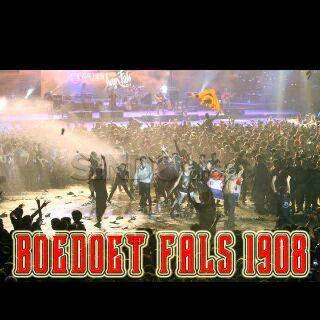 Oren_Fals's tweet photo. Yg masih ngotot mau away JAKarta suruh liat foto ini deh . Beberapa ank @BoedoetCus bisa bkin kabur hehe http://t.co/1zJjkLA36Z