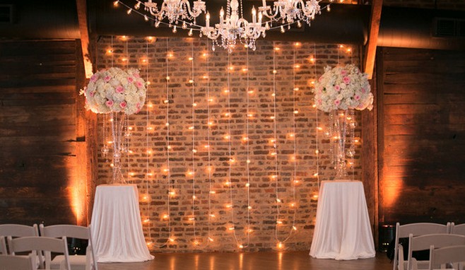 WeddingWire's tweet photo. Dreaming of a wedding that's pink, gold and full of bling? Dream no more: http://t.co/NzJKPVE21s {Smith Studios} http://t.co/XUETkxGeha