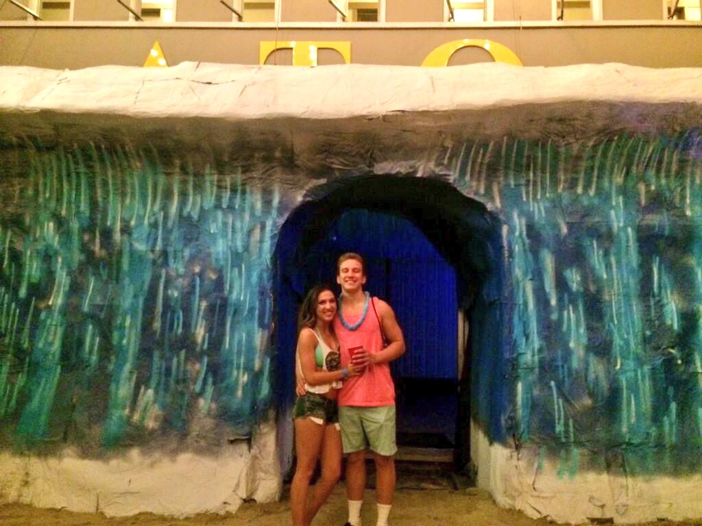 janaeplummer's tweet photo. This showed up on my timehop today. Throwback to last years beach blowout it was #lit 😂🌊🎉  #ATO http://t.co/v5WhEEHdKF