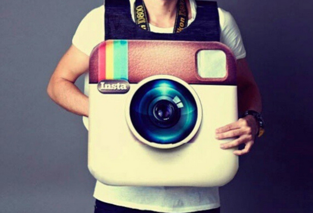 Social media is all about in-the-moment updates. Think #Instagram &amp; #Periscope. bit.ly/1LkpPDv