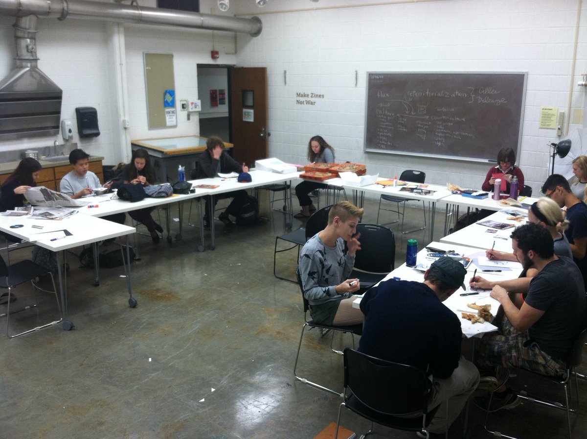 Great turn out tonight! Next meeting we will have our collaborative "Emoji" zine printed! @utc_art