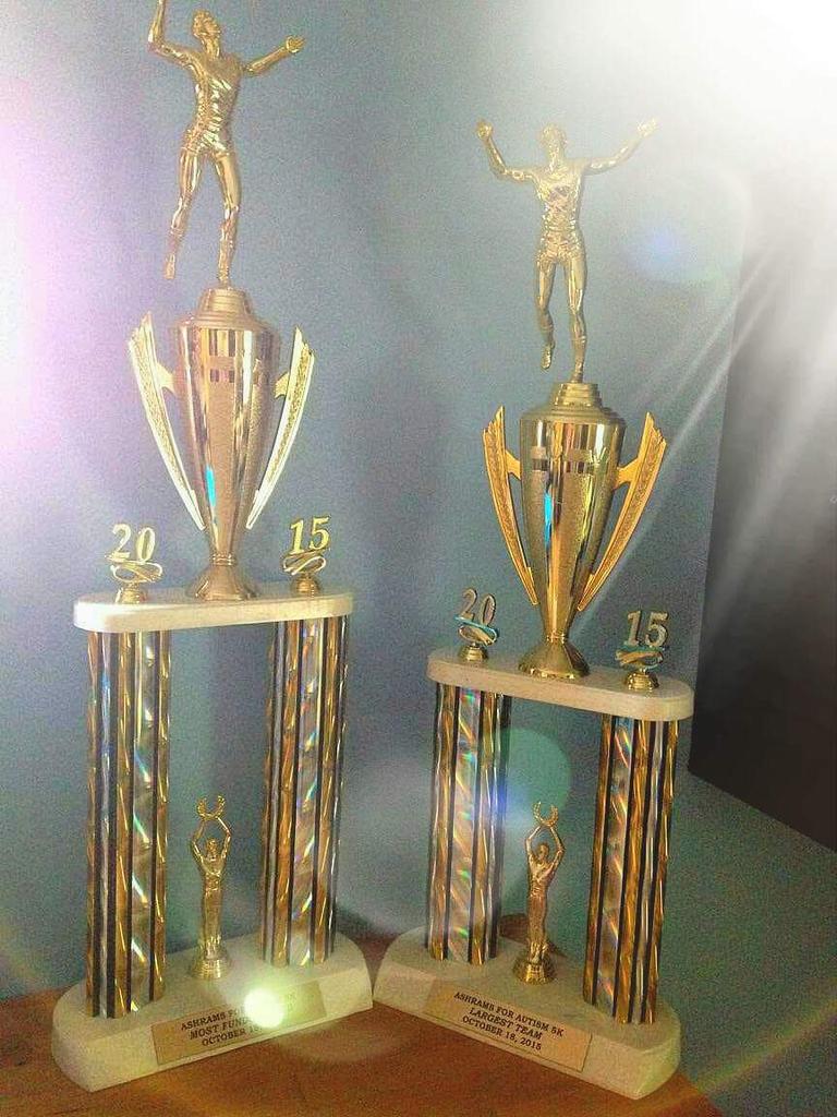 Ashrams4Autism's tweet photo. They're IN! Getting ready for Sunday's #5K What #TEAM is taking home a #trophy?! Most #FundsRaised & #LargestTeam! http://t.co/4GVEbw2vGv