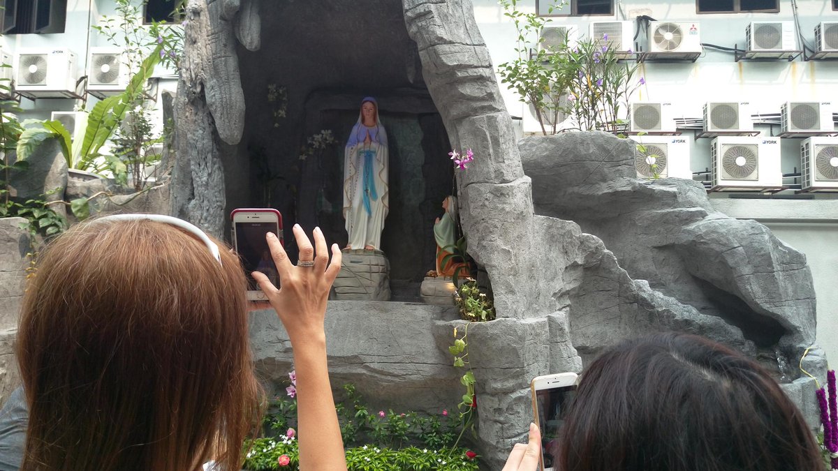 Embedded image permalink