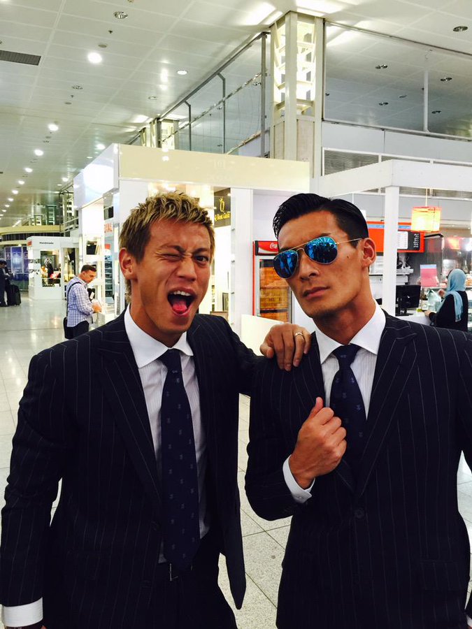 サッカー日本代表 槙野智章 本田圭祐とのツーショットを披露 代表では一番濃い話をした Cycle やわらかスポーツ情報サイト