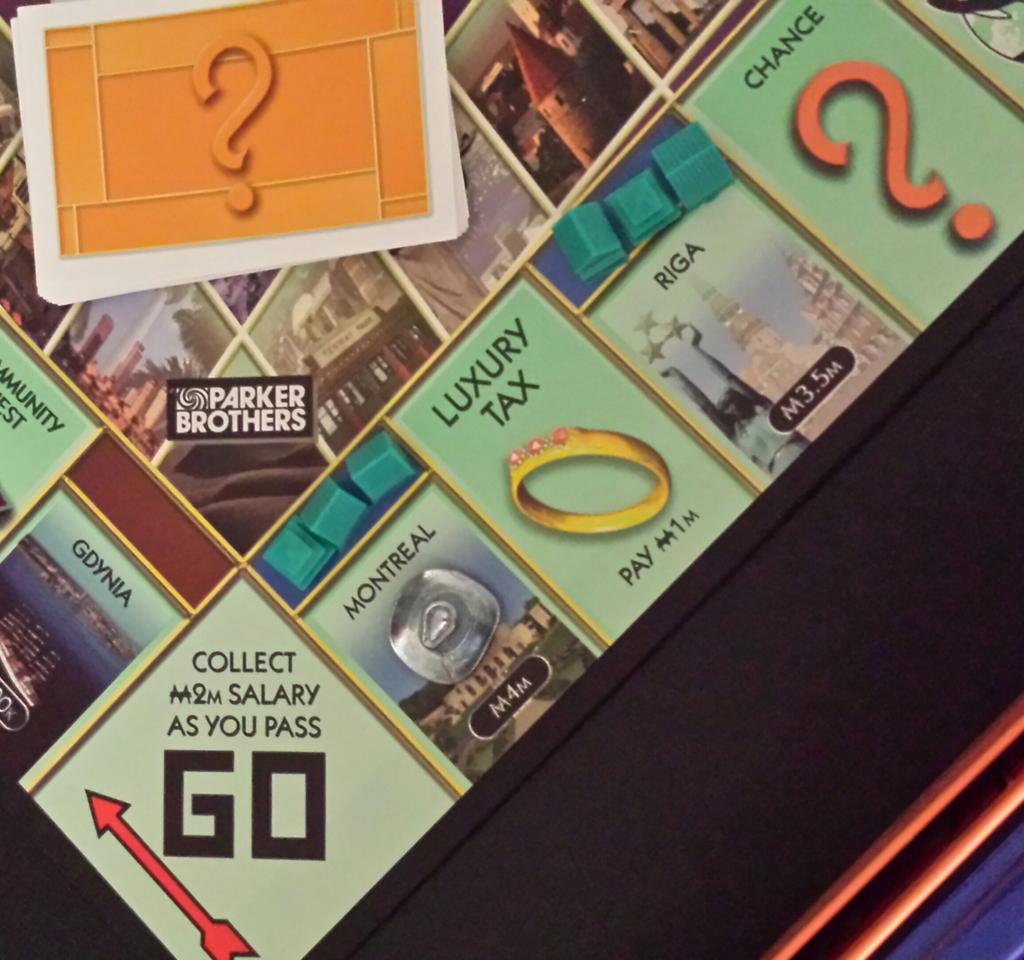 GameKeeperApp's tweet image. Pretty sure the cowboy went bankrupt...
#familygamenight #thegamekeeperapp #Monopoly #Montreal