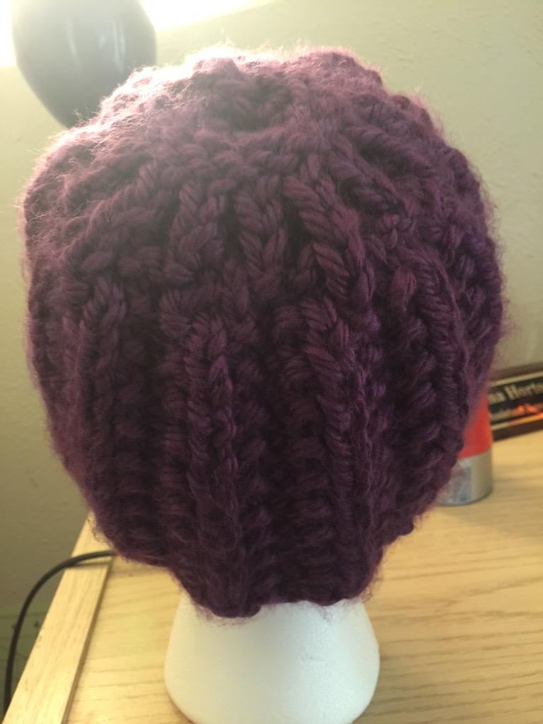 edna_horton's tweet photo. I make hats and scarves http://t.co/C8CTQAYd1D