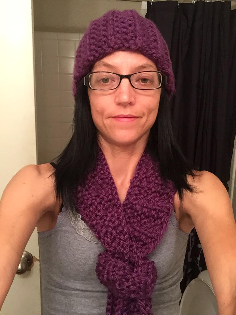 edna_horton's tweet photo. I love knitting! http://t.co/pFkccOS6Th