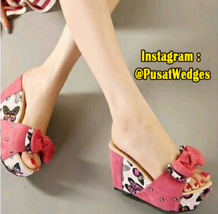 kitangaji's tweet photo. MAU SEPATU WEDGES, Harga Murah, kwalitas OKE dan Style, Stock Ready! cek IG : PusatWedges / PIN :59A1E723 http://t.co/3zfXJd7R45