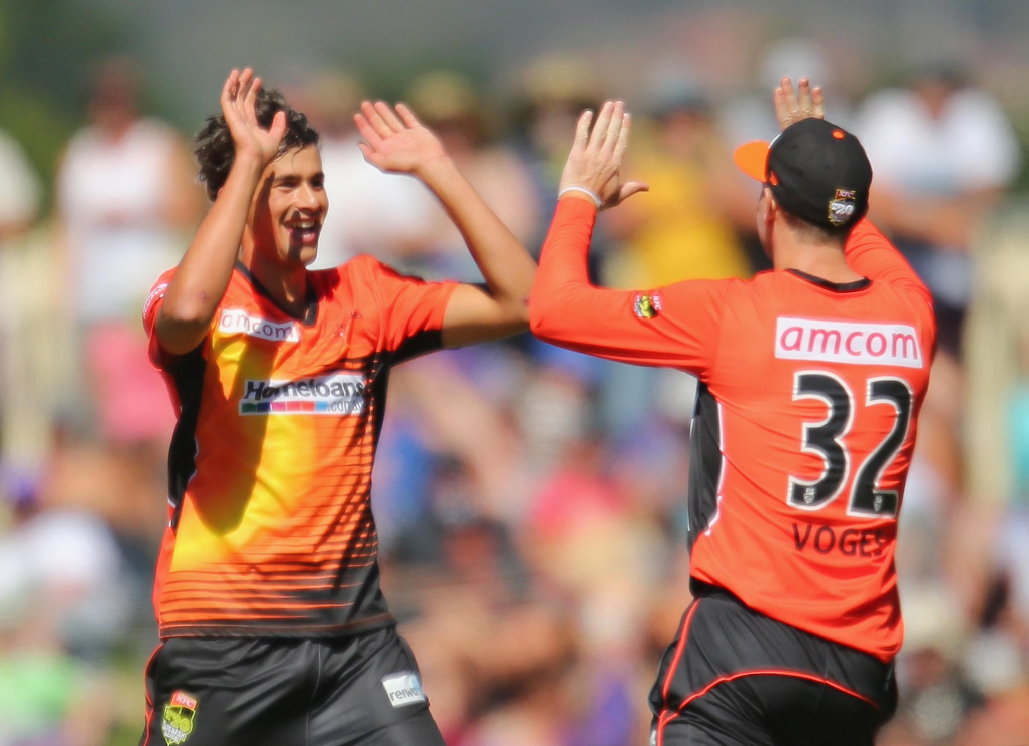 HIGH FIVES! Join us in wishing a happy birthday to Scorchers spinner Ashton Agar who turns 22 today!!! 