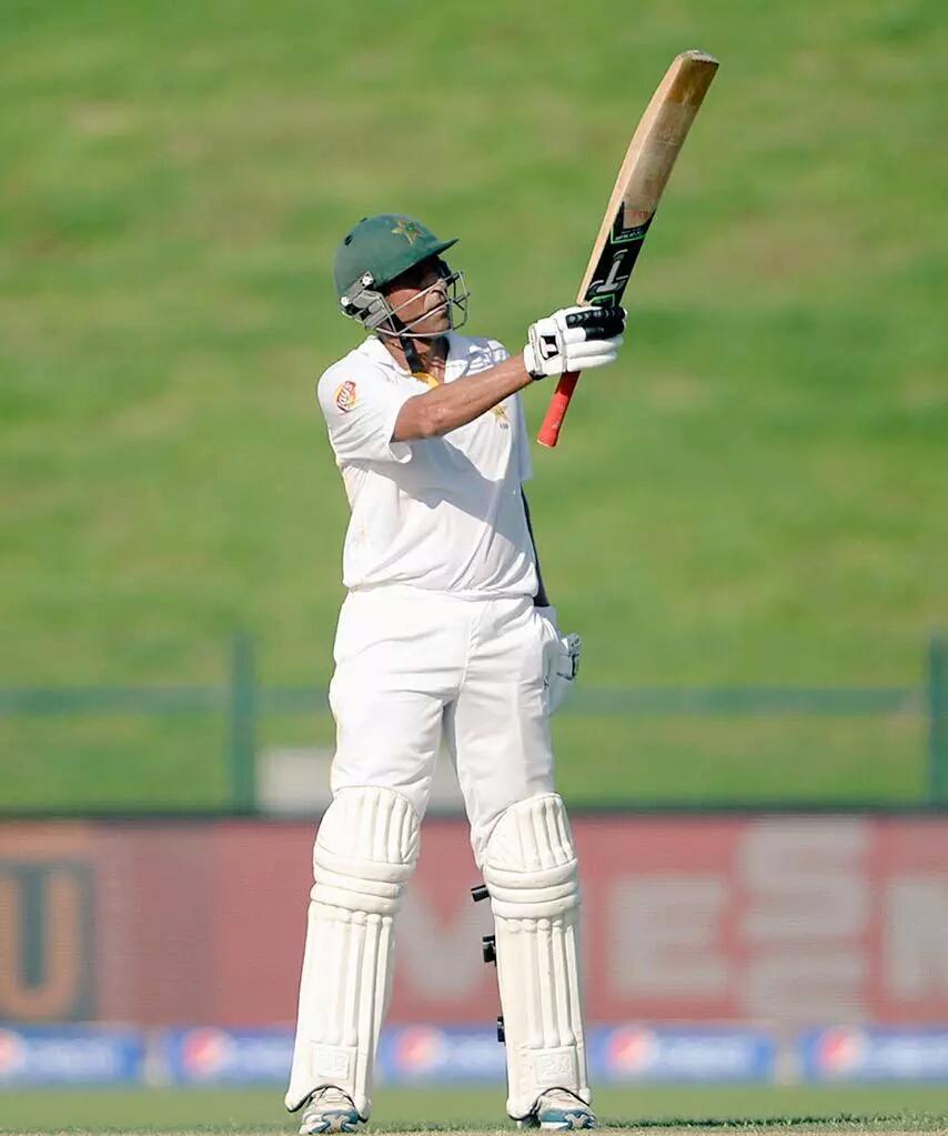 chota_akmal's tweet photo. @TheYounusKhan Well done Younas bahi... U make us proud... Fellow chota akmal plzz http://t.co/1asigubZEj