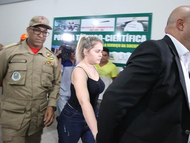 g1's tweet photo. Ministério Público Federal quer ex-prefeita de Bom Jardim de volta à prisão http://t.co/BiwoIqZIJu #G1 http://t.co/UjgowYrDIU