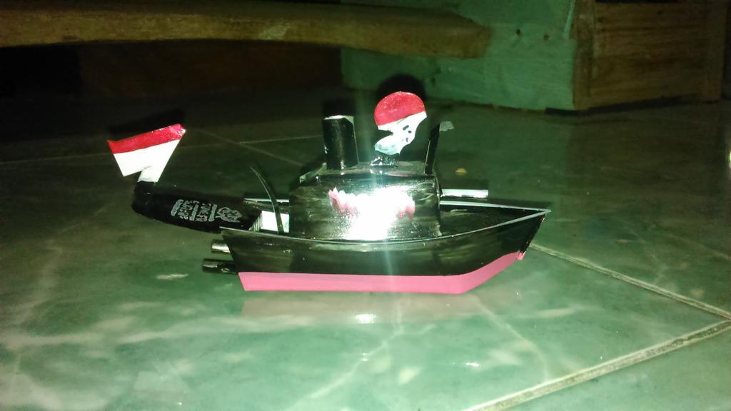 rudy_OSD's tweet photo. Permainan masa kecil :D kasian anak sekarang masih kecil udah kenal gadget... http://t.co/PROiMpvlRx