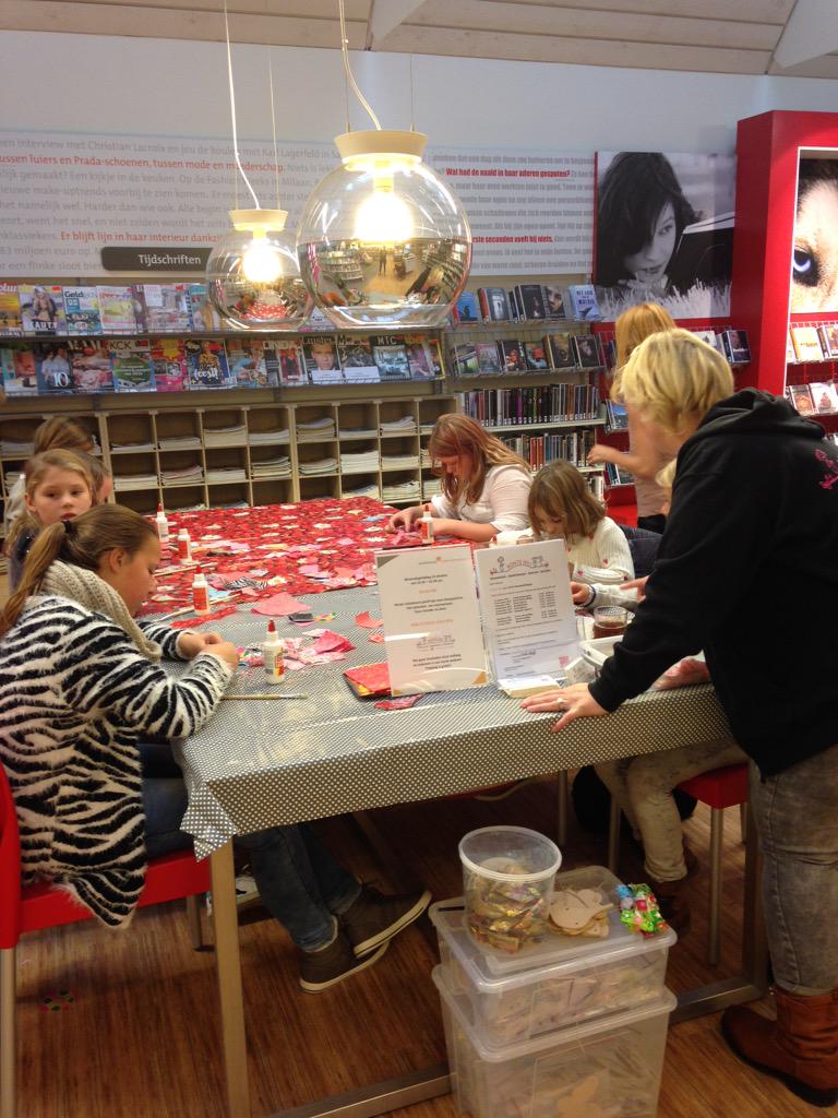 Decopatchen oftewel leuk oppimpen van voorwerpen met <a href="/bontenili/">Bonte Nili</a>