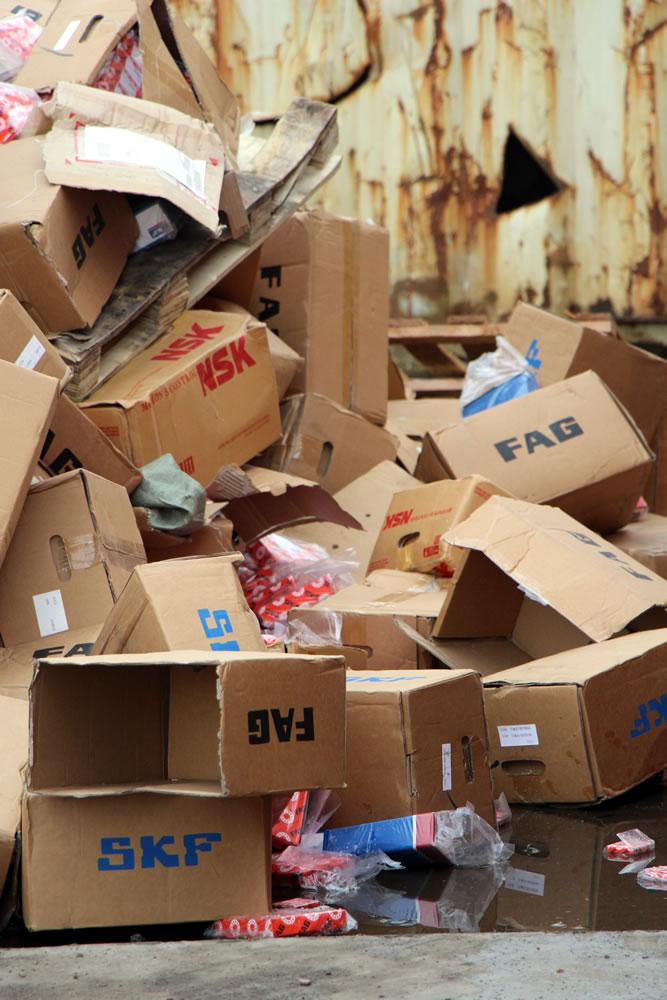 AFC_Components's tweet image. Counterfeit bearings destroyed by customs, ensure you use only genuine bearings with AFC  bit.ly/1Qr3QL7