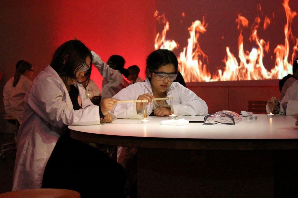 odysseumkoeln's tweet image. Erste Hilfe, Brandschutz, Chaosrallye und Rettungshundestaffel live in Aktion im Odysseum #Herbstferienprogramm #BBK