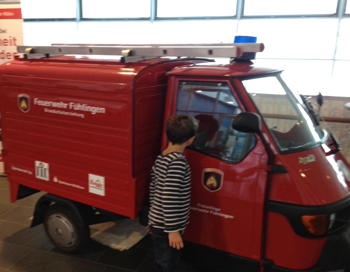 odysseumkoeln's tweet image. Erste Hilfe, Brandschutz, Chaosrallye und Rettungshundestaffel live in Aktion im Odysseum #Herbstferienprogramm #BBK