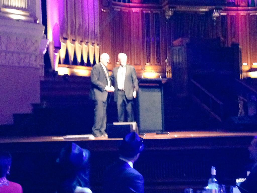 AOA_ortho's tweet photo. A huge congratulations to Professor Stephen Graves, winner of the LO Betts Award #asm15 http://t.co/YpE2Hz6D5K