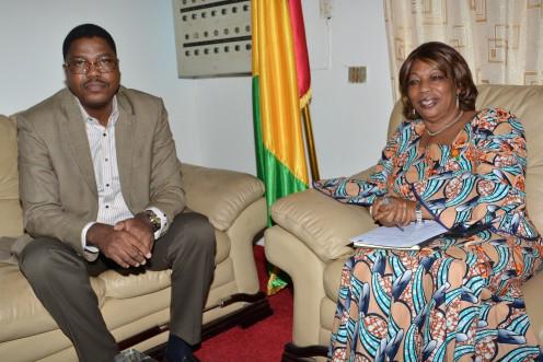 cscniger's tweet photo. Le Président du #CSCNiger en visite de travail à Conakry http://t.co/30AkXzOUcq
