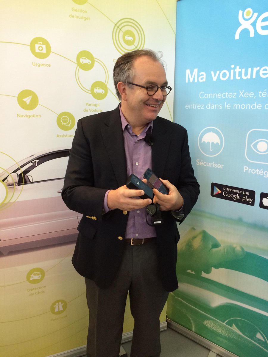 Xee_FR's tweet image. #EquipAuto2015 @fredhougard Directeur Commercial et Marketing en interview auprès des journalistes de BFMTV et RMC !