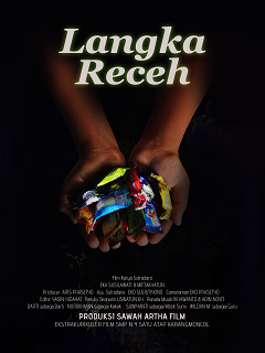 KineriaMovie's tweet photo. Yuk nonton film-film pemenang #FFOK2015:
5. Langka Receh karya Eka Susilawati & Miftakhatun https://t.co/Pw3J8t3Die http://t.co/hwn3Nv9e70