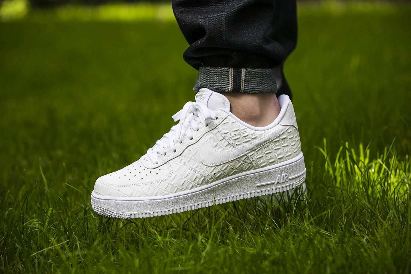 worldbox on Twitter: "Nike Air Force 1 Low 07 LV8 "Croc Pack-White" -  http://t.co/tygCwEGjb7 #HypeBeast #KicksOnFire #NiceKicks #WorldBox  http://t.co/cWH5lestWG" / Twitter