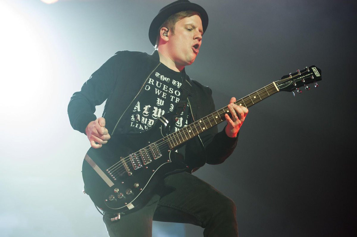 FallOutBoyInfo's tweet image. The Europe leg of the AB/AP tour night 1 kicks off tonight at Forest National Club in Brussels, Belgium. You ready?