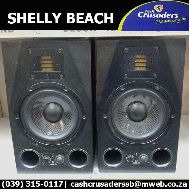 cash crusaders studio monitors