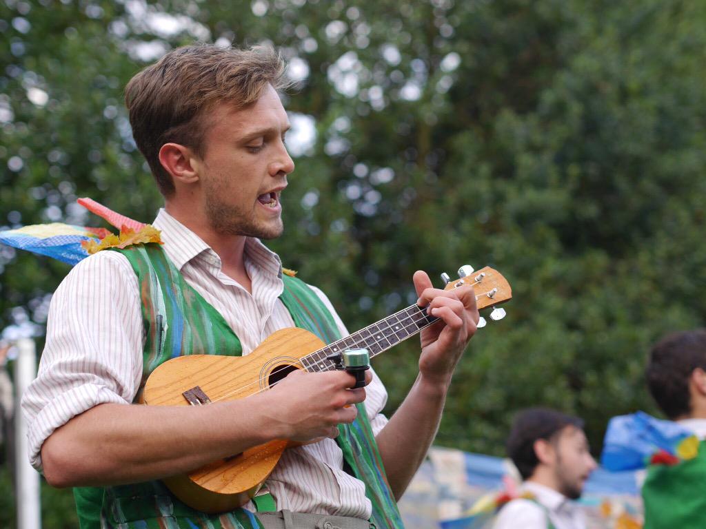 <a href="/NottinghamBuzz/">Nottingham Buzz</a> We're in Notts next Tuesday with A Midsummer Night's Dream &amp; it's FREE! nottinghamplayhouse.co.uk/whats-on/drama…