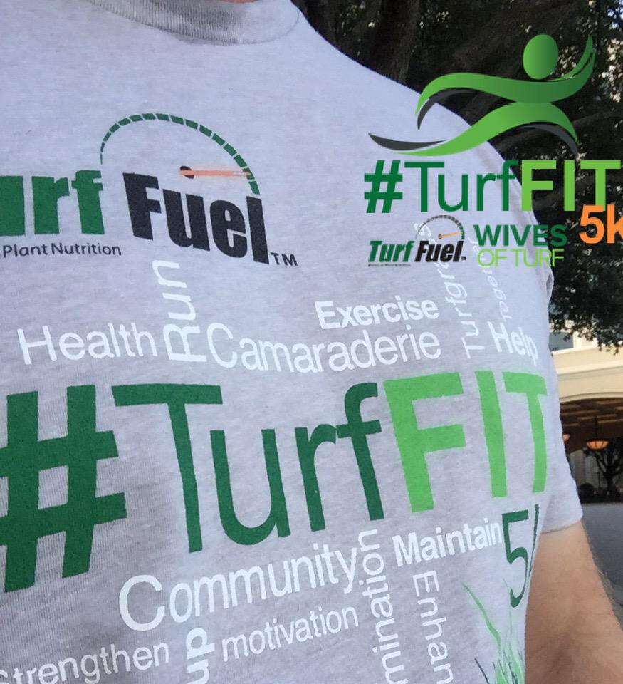 TurfRepublic's tweet photo. Quick run before the start of #dste15 @TurfFuel @wivesofturf #TurfSnap #TurfFIT have you signed up for the 5k yet? http://t.co/btmw6MfiWI