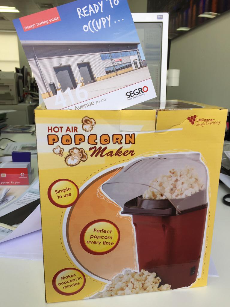 shedagent1's tweet photo. Thank you @SEGROplc @SloughTE @CushWakeUK @MarylineEsteves for 🎁 #416perth http://t.co/YqXpTwSmaQ