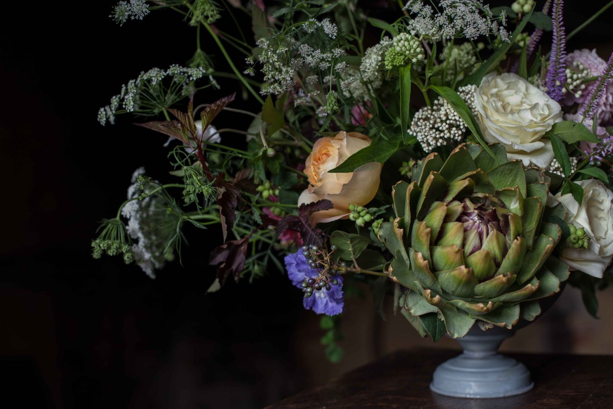 Come along to <a href="/emmavowles/">Emma Vowles Flowers</a> #flowers <a href="/RiverCottageHQ/">rivercottagehq</a> Weds 21 Oct &amp; delicious #seasonal #lunch rivercottage.net/dining-and-eve…