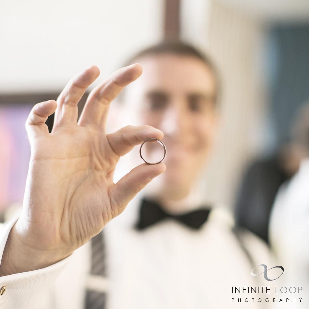 TheInfiniteLoop's tweet photo. With this ring, I give you my heart. #ILPWeddings #WeddingRing #Groom #Wedding http://t.co/w5BSSw3YOx http://t.co/VKpEYiZ8id