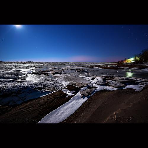 Le vent souffle sur l'océan