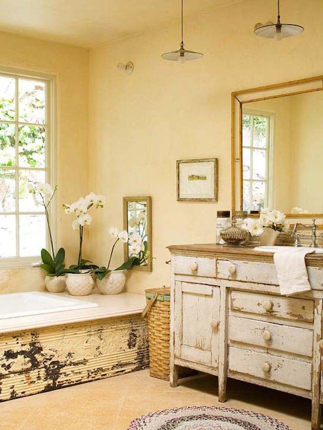 RugSavings's tweet photo. These shabby chic bathrooms are sure to inspire! http://t.co/CcN0Ceww5A #shabbychic #design http://t.co/0JBbRmDNZt