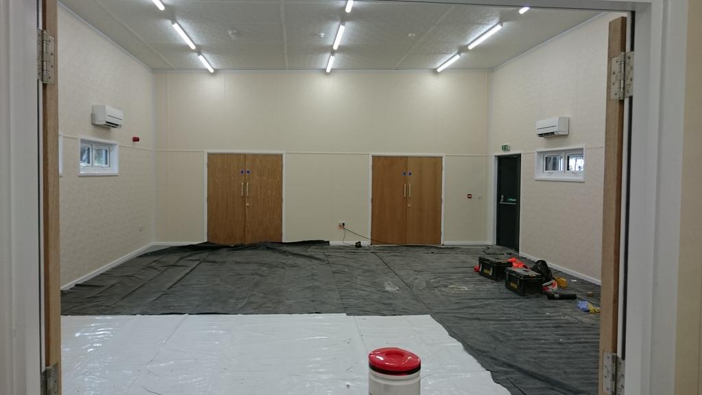 MeadsWard's tweet photo. Good to visit #TheMeads #community centre this afternoon with @mikejwhiting . Looking forward to the opening. http://t.co/YCtov1Urrm
