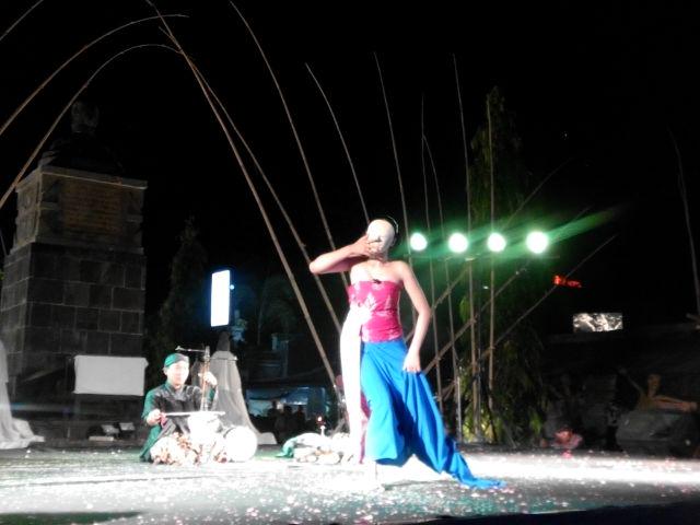 Music performance Galih Naga Sena (Solo) #SrawungSeniSakral #SuraBulanKebudayaan <a href="/PEMKOT_SOLO/">pemkot solo</a>