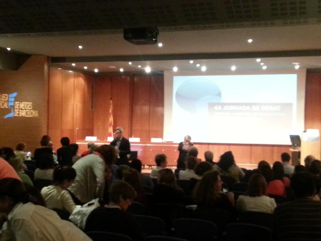 _ascad's tweet photo. Jornada de debate en el COMB revisando diferentes aspectos de la ACP. #ilpAscad http://t.co/XzBGCDoduA