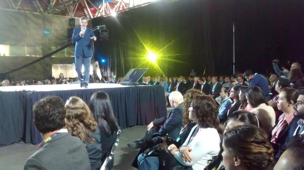 municipio_leon's tweet photo. Durante la inauguración del @wuconference, @hlsantillana convoca a la juventud a sumar voluntades por León. http://t.co/rUlLAIYOY9