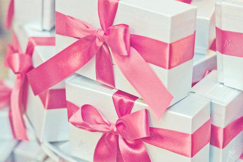 Skaisti un garšīgi – oriģināla ideja dāvanai | idejukabata.lv/skaisti-un-gar…