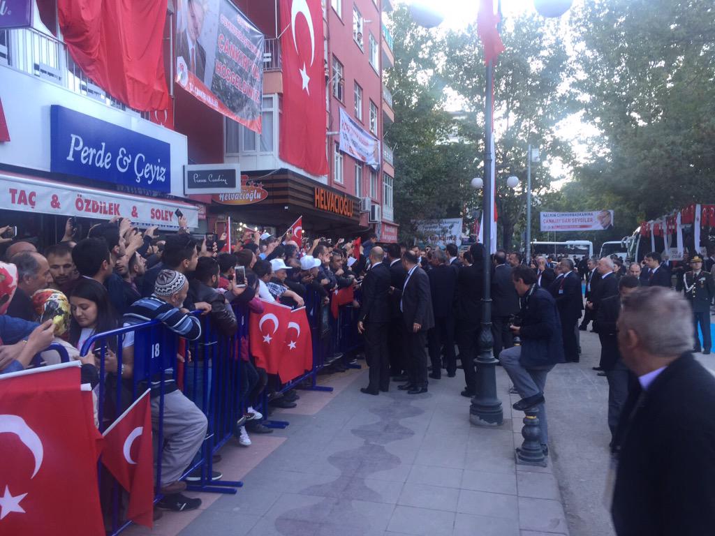 hasandogan's tweet photo. #Çankırı 'da sevgi seli... http://t.co/lnHmnaiQUF