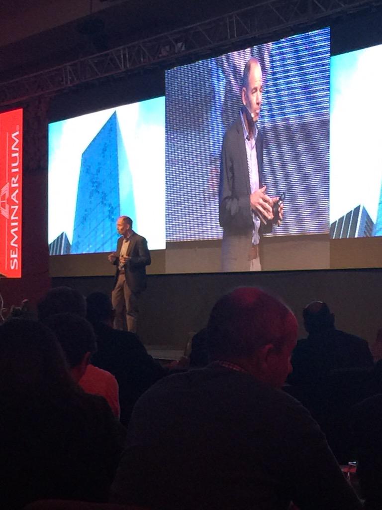 xsalomonx's tweet image. Ahora @mbrandolph  #ManagementConference  @exclamacion_cl  @Karol_LuceroV @SeminariumChile